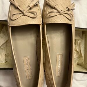 Enzo Angiolini Women's Tan Quilted Loafers